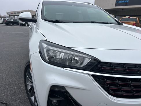 Used 2022 Buick Encore GX Select w/ Sport Touring Package image 26