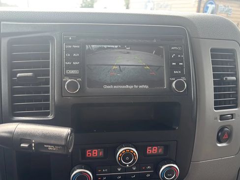 Used 2018 Nissan NV 3500 SL RWD image 26