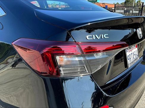 Used 2025 Honda Civic LX image 23