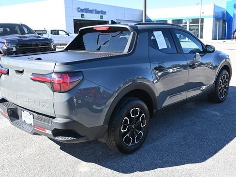 Used 2023 Hyundai Santa Cruz SEL w/ Activity Package image 5