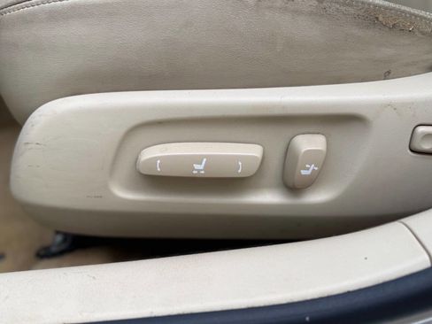 Used 2010 Lexus ES 350 image 17