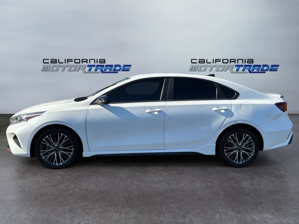 Used 2024 Kia Forte GT-Line FWD image 8