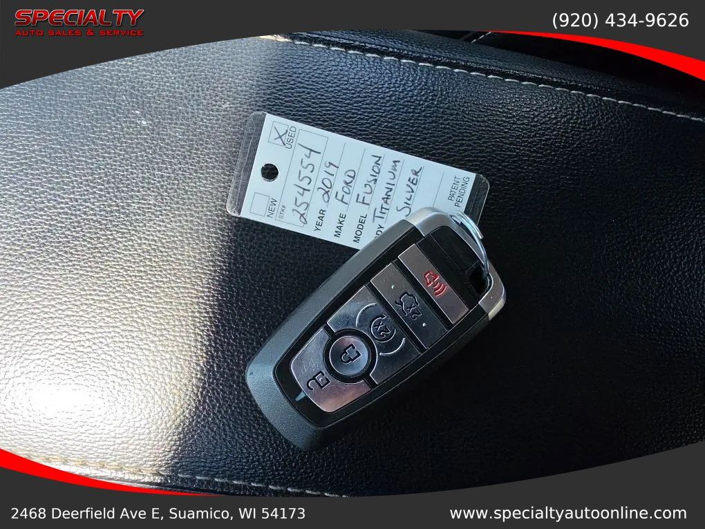 Used 2019 Ford Fusion Titanium FWD image 43