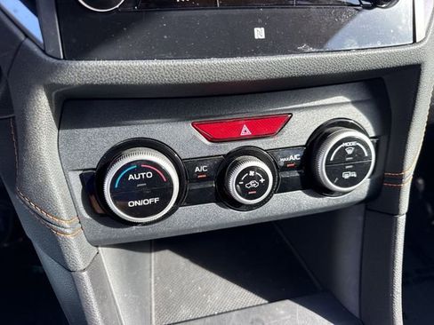 Used 2020 Subaru Crosstrek 2.0i Limited w/ Moonroof Package w/Navigation image 19