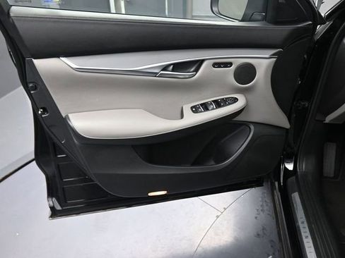 Used 2024 INFINITI QX50 Luxe image 17