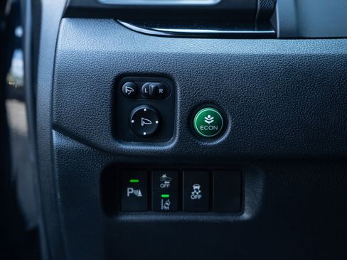 Used 2021 Honda Pilot Black Edition image 32