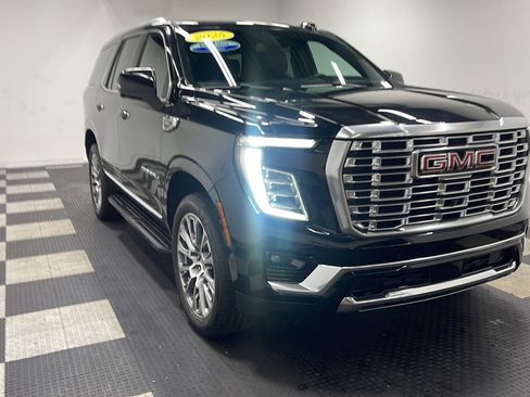 Used 2025 GMC Yukon Denali AWD/4WD image 24