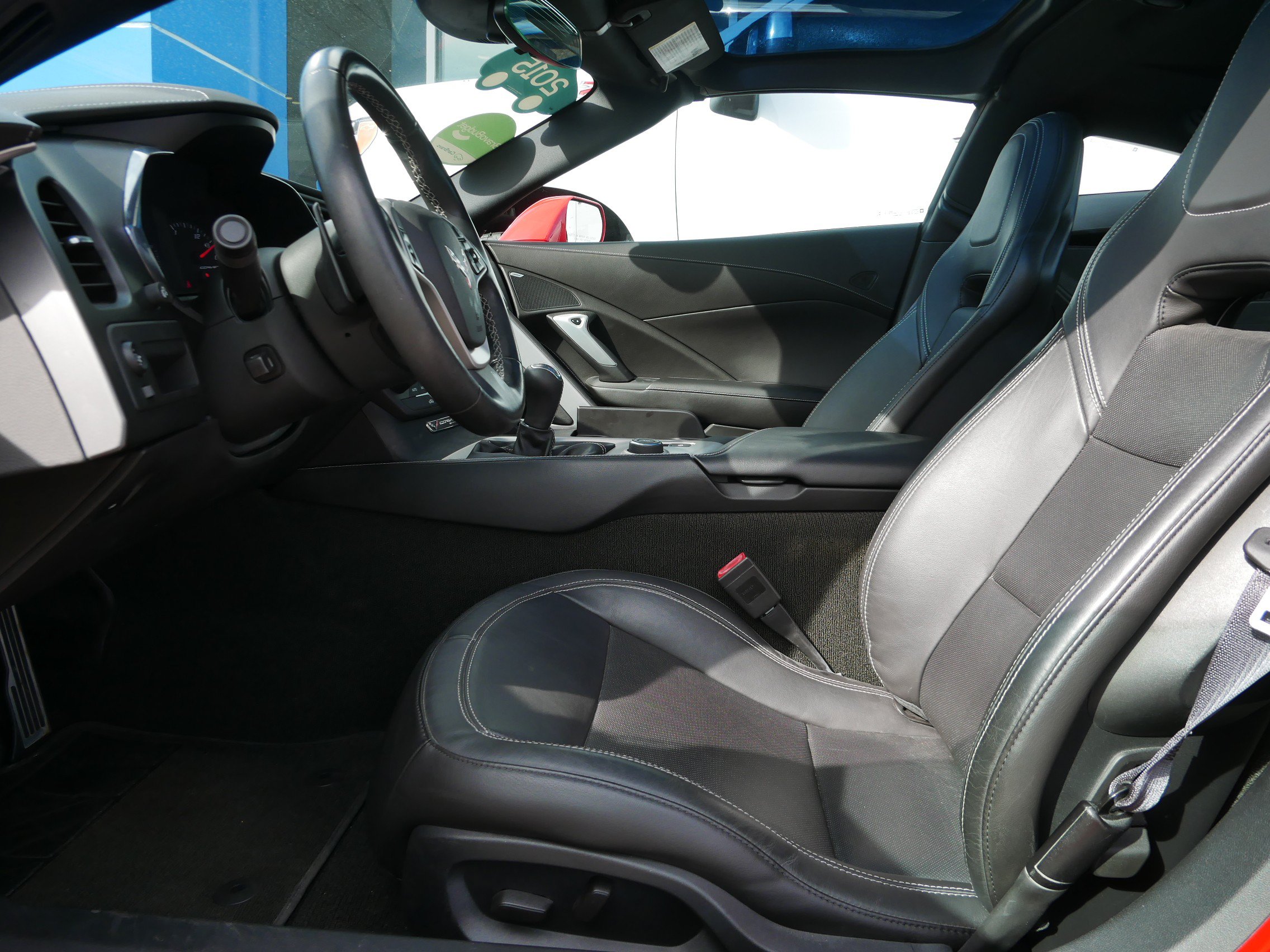 Used 2015 Chevrolet Corvette Stingray Coupe w/ Battery Protection Package RWD image 9
