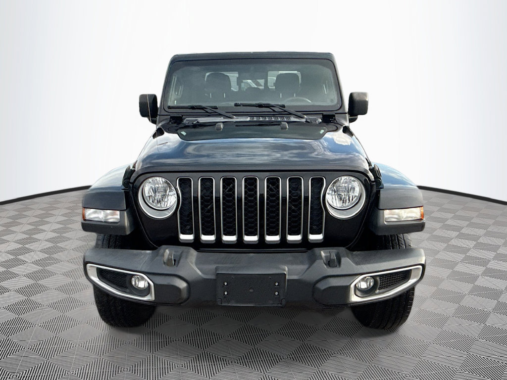 Certified 2023 Jeep Gladiator Overland AWD/4WD image 2