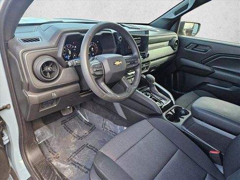 Certified 2025 Chevrolet Colorado W/T w/ WT Custom Package image 14