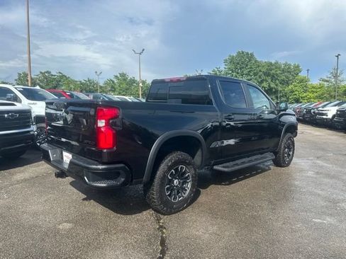 New 2026 Chevrolet Silverado 1500 ZR2 w/ LPO, Dark Essentials Package AWD/4WD image 3