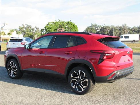 New 2026 Chevrolet Trax RS w/ Sunroof Package image 4