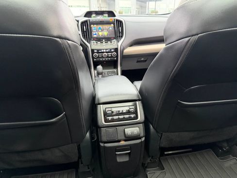 Used 2019 Subaru Ascent Limited w/ Popular Package #3 AWD/4WD image 65
