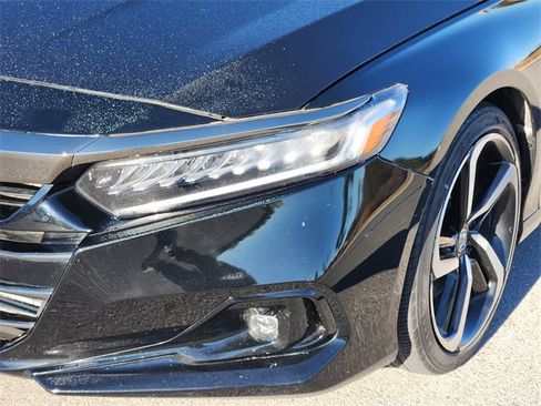 Used 2022 Honda Accord Sport image 10