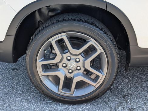 Used 2023 Honda Passport EX-L image 9