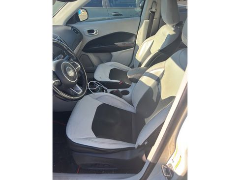 Used 2020 Jeep Compass Limited image 5