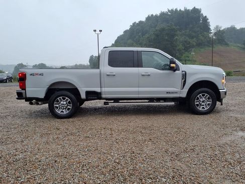 Used 2026 Ford F250 Lariat AWD/4WD image 8