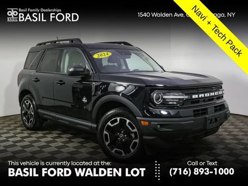 Used 2024 Ford Bronco Sport Outer Banks w/ Tech Package AWD/4WD image 1