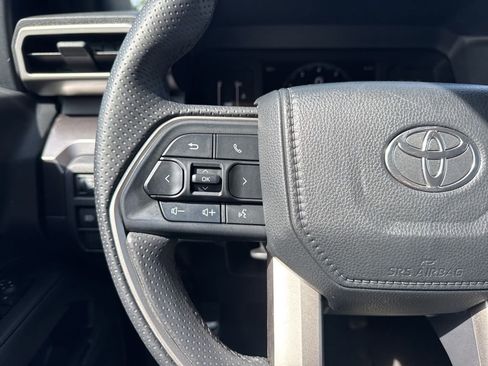 Used 2025 Toyota 4Runner SR5 image 13