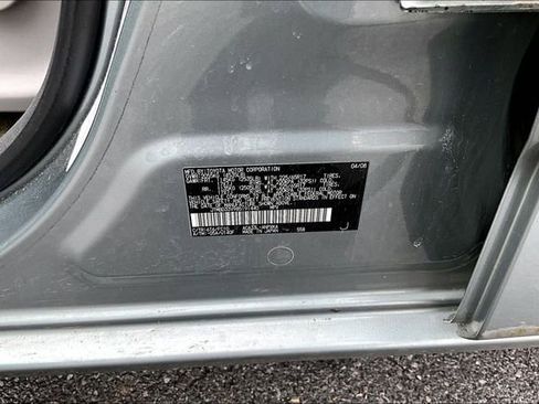 Used 2008 Toyota RAV4 4WD image 4