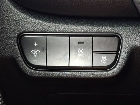 Used 2021 Kia Seltos LX AWD/4WD image 24