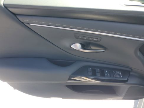Used 2025 Lexus ES 350 w/ Premium Package FWD image 20