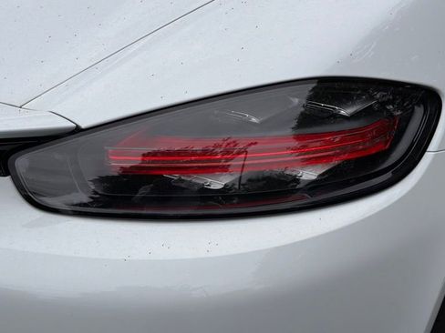 Used 2025 Porsche 718 Boxster S RWD image 10