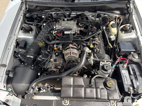 Used 1999 Ford Mustang GT RWD image 8