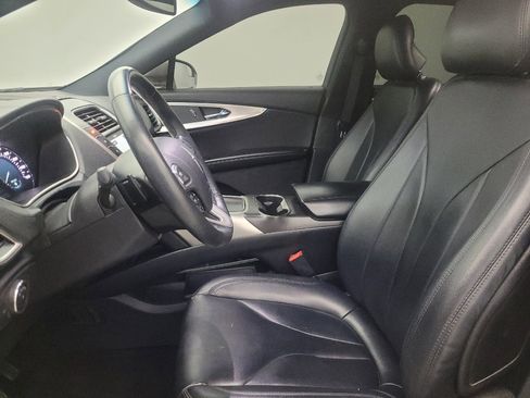 Used 2016 Lincoln MKX Premiere image 17