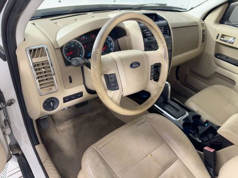 Used 2011 Ford Escape Limited w/ 302A Rapid Spec Order Code image 4