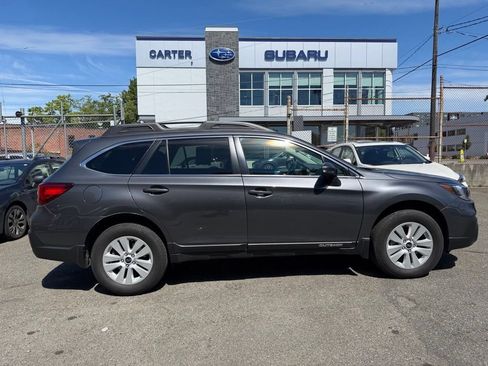 Used 2019 Subaru Outback 2.5i Premium w/ Popular Package #2 AWD/4WD image 8
