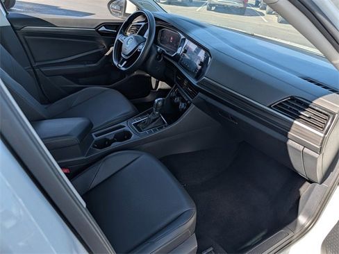 Used 2019 Volkswagen Jetta SEL w/ Cold Weather Package image 25