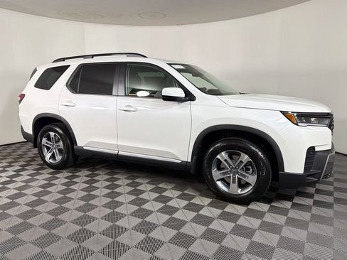 New 2026 Honda Pilot EX-L image 6