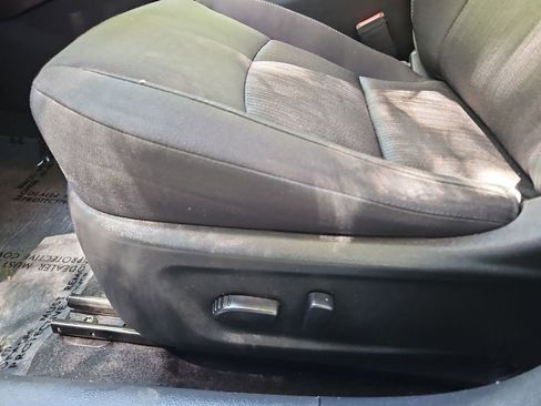 Used 2023 Nissan Altima 2.5 SV FWD image 23