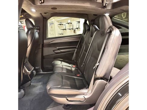 Used 2025 Tesla Model X image 21