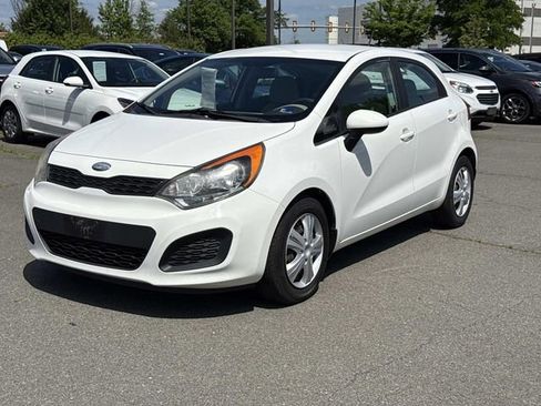 Used 2013 Kia Rio LX FWD image 5