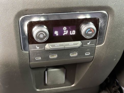 Used 2026 GMC Yukon XL Elevation w/ Elevation Premium Package RWD image 24