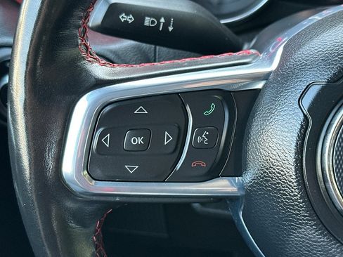 Used 2021 Jeep Wrangler Unlimited Rubicon w/ Cold Weather Group AWD/4WD image 27