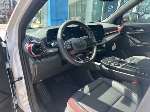 New 2026 Chevrolet Equinox RS w/ Convenience Package III AWD/4WD image 15