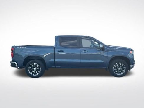 Certified 2024 Chevrolet Silverado 1500 LT AWD/4WD image 16