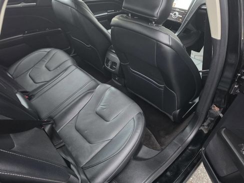 Used 2018 Ford Fusion Titanium AWD/4WD image 46