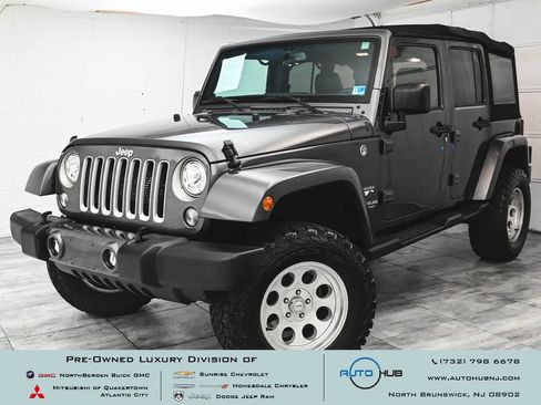 Used 2017 Jeep Wrangler Unlimited Sahara AWD/4WD image 1