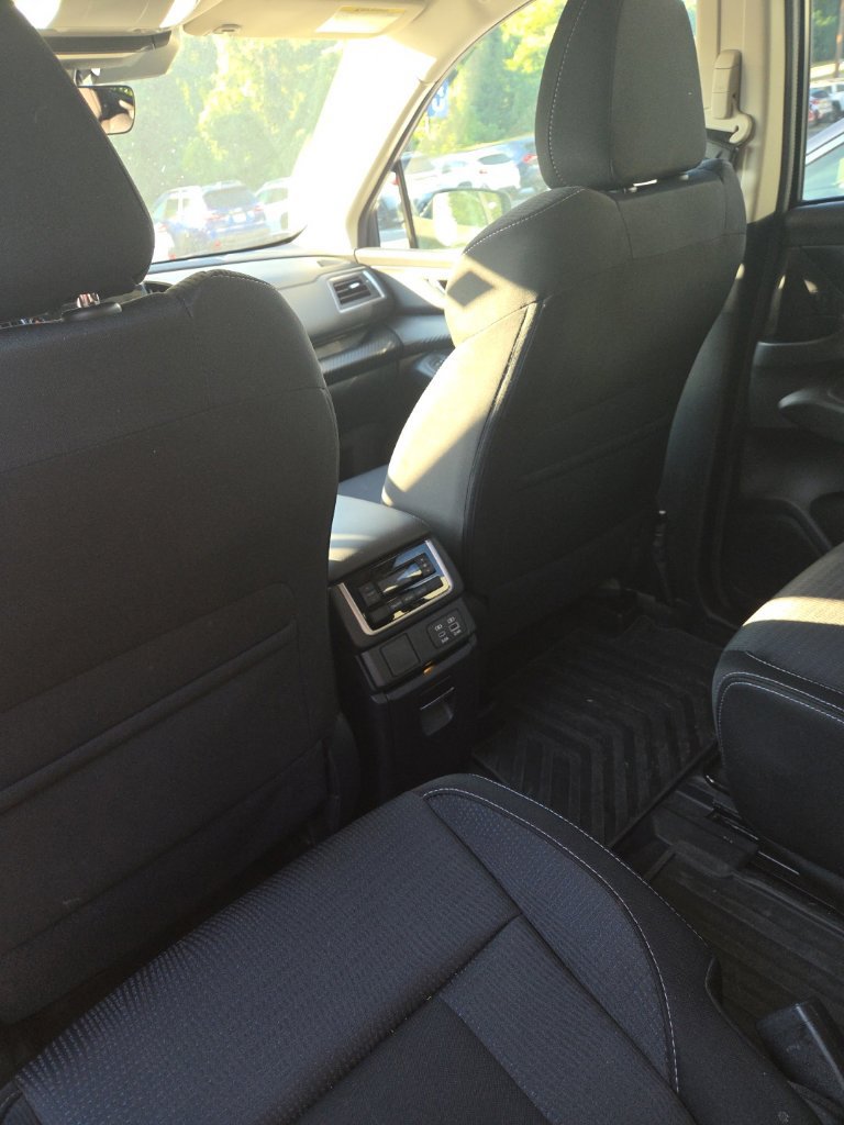 Used 2023 Subaru Ascent Premium w/ Convenience Package AWD/4WD image 12