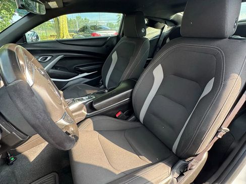 Used 2017 Chevrolet Camaro LT image 10