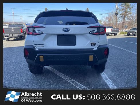 Used 2025 Subaru Crosstrek 2.5i Wilderness AWD/4WD image 4