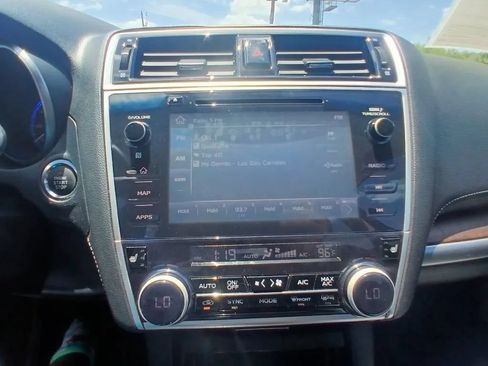 Used 2018 Subaru Outback 2.5i Limited AWD/4WD image 29