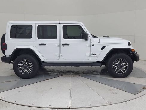 New 2025 Jeep Wrangler Sahara image 17