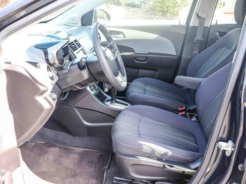 Used 2014 Chevrolet Sonic LT FWD image 22