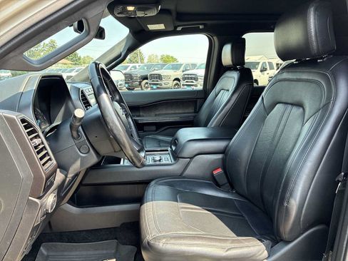 Used 2018 Ford Expedition Max Limited w/ Equipment Group 301A AWD/4WD image 13