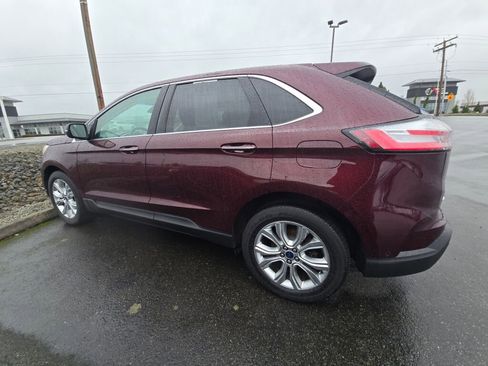 Used 2020 Ford Edge Titanium w/ Equipment Group 301A image 8